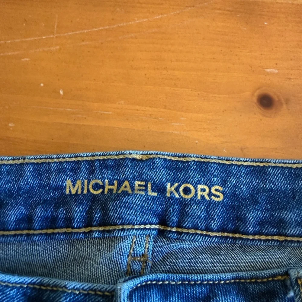 Michael Kors Denim Jeans Sz 12 Front Pockets Flare Dark Wash Classic Chic Womens